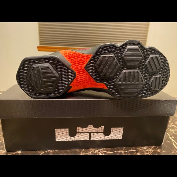 Lebron XIII